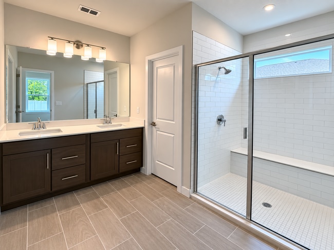 Building Photo - Spacious Terra Pines Home with 3-Car Garage