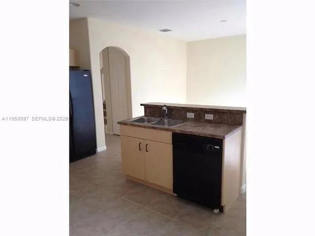 Building Photo - 2650 SW 84th Terrace