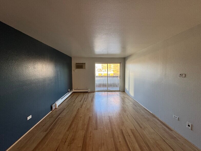 Building Photo - 65 Clarkson St