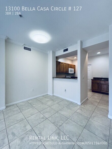 Building Photo - 13100 Bella Casa Cir