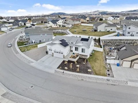 Building Photo - 1270 Dolostone Dr