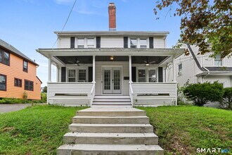 Building Photo - 104 Thornton St