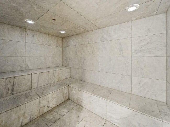 Building Photo - 400 Sunny Isles Blvd
