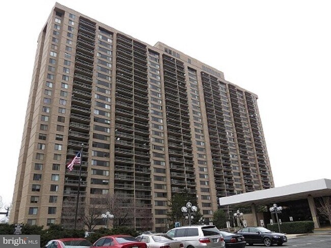 Building Photo - 5505 Seminary Rd