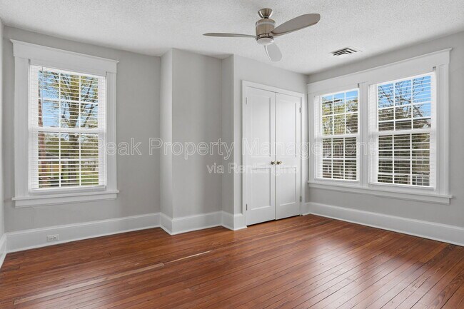 Building Photo - 4800 Patterson Ave