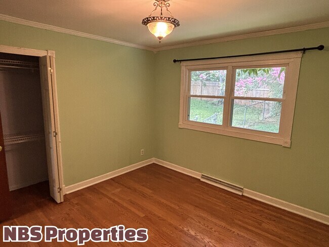 Building Photo - 6919 Haverhill Dr NW