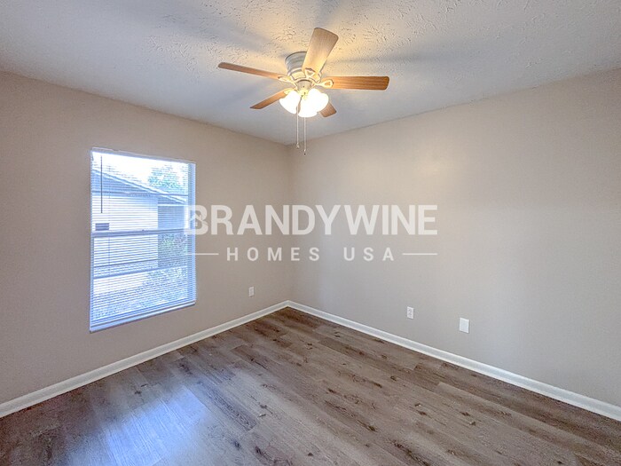 Building Photo - 2712 Mnr Hl Dr