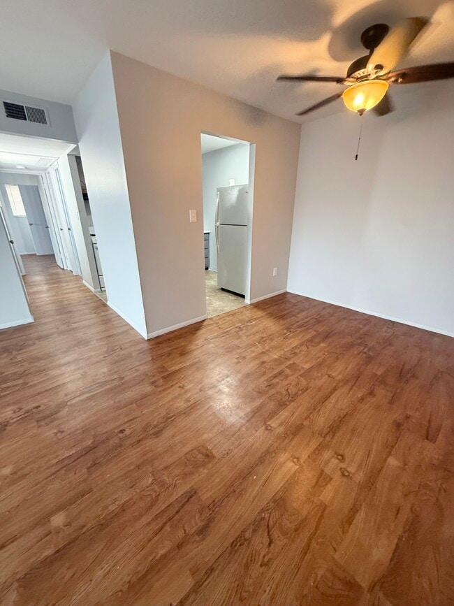 Building Photo - 2969 Four Towers Dr