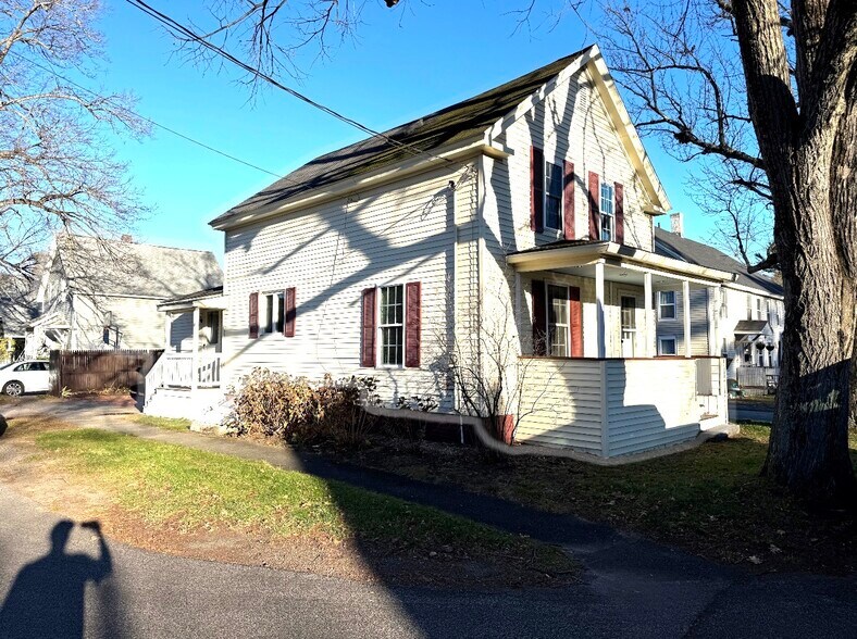 Building Photo - 12 Myrtle St