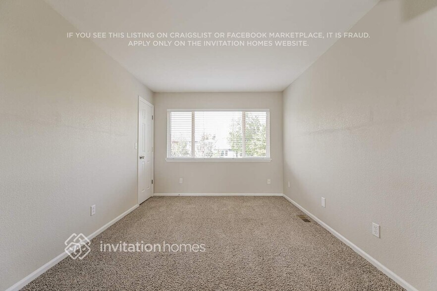 Building Photo - 10169 Fawnbrook Ln