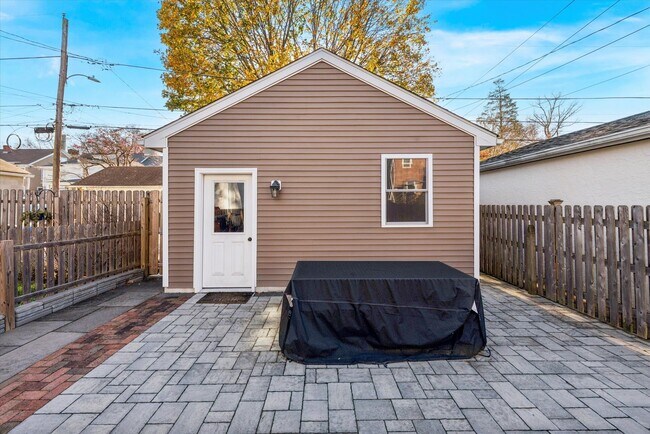 Building Photo - Available now! Charming Updated Twin in West Chester Borough — Walk to Everhart Park & Downtown!