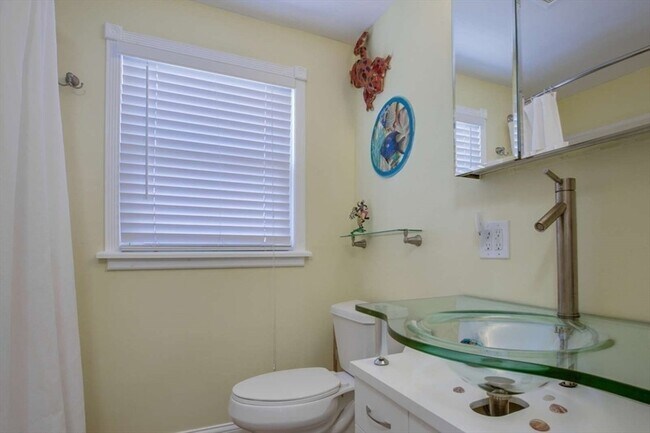 Building Photo - 99 N Reservation Terrace