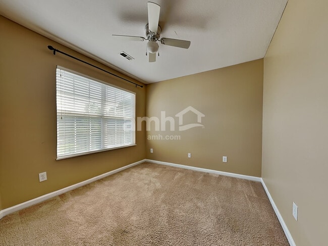 Building Photo - 3335 Branch Hill Ln