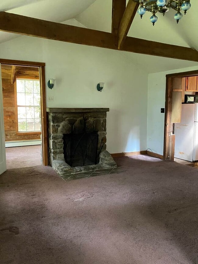 Building Photo - 34 Oakwood Trail S