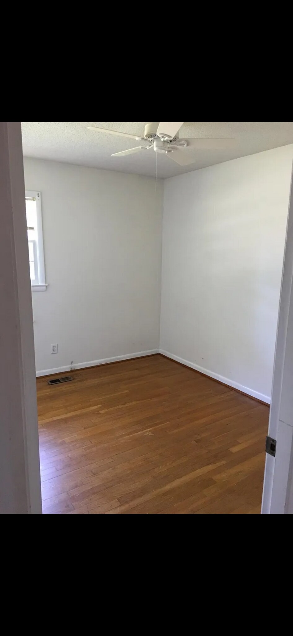 Building Photo - 4302 Clayrest Dr NW