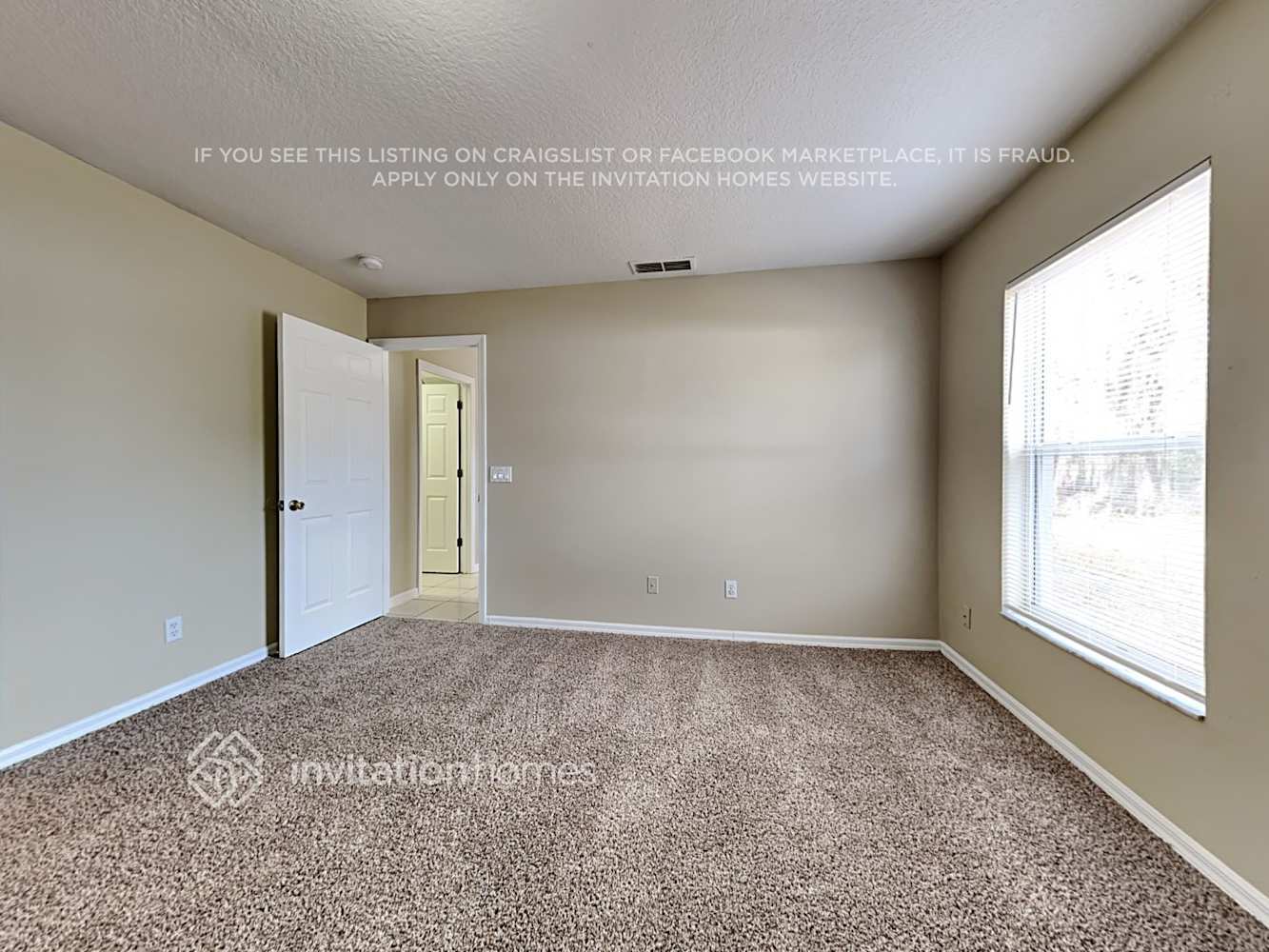 Building Photo - 3133 Blaine Cir
