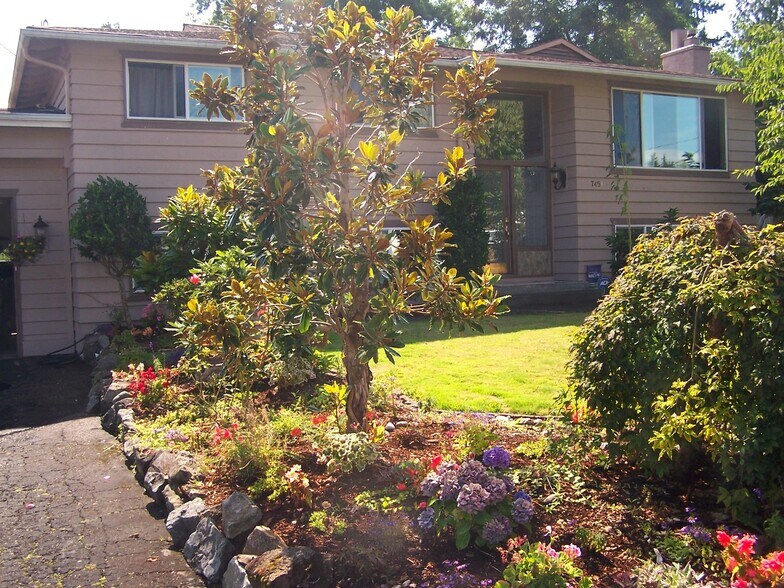 Building Photo - 7451 NE 146th St