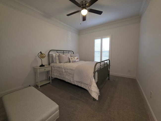 Building Photo - Resort Living At It's Finest in Foxland Harbor