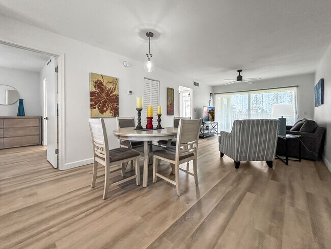 Building Photo - Fully Furnished Waterfront Community Condo in Isla Del Sol - 2bed | 2bath