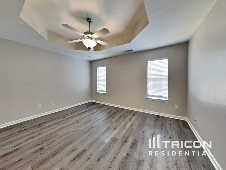 Building Photo - 606 Brookwater Dr
