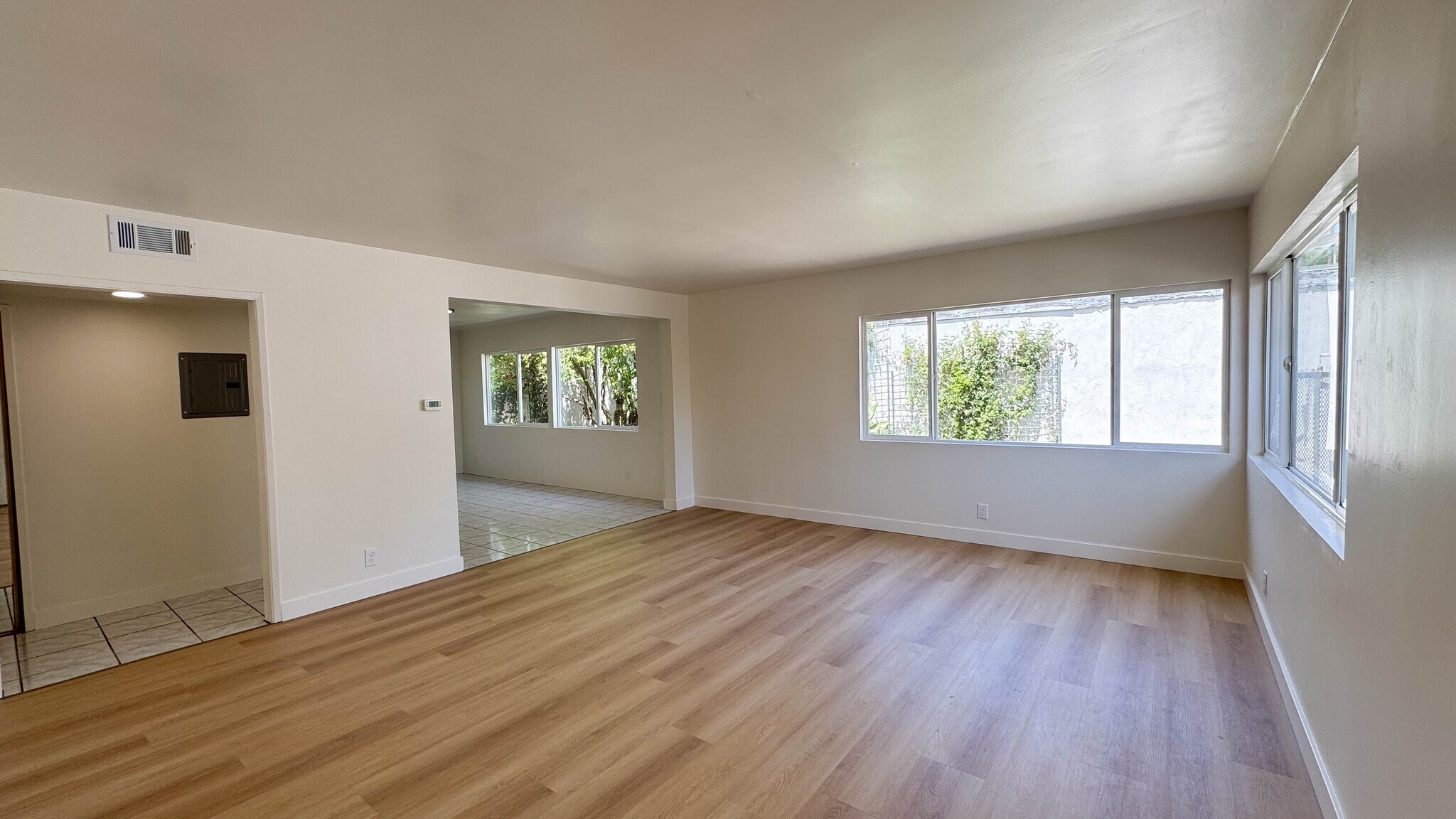 Building Photo - 716 Glenway Dr