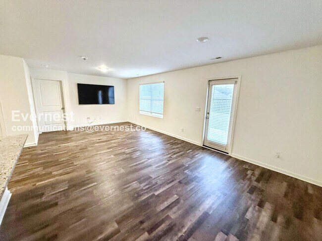 Building Photo - 241 Koslin Lp