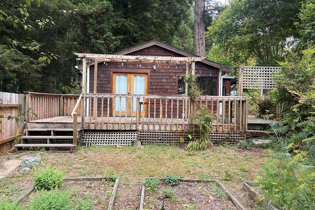 Building Photo - 3946 L K Wood Ct