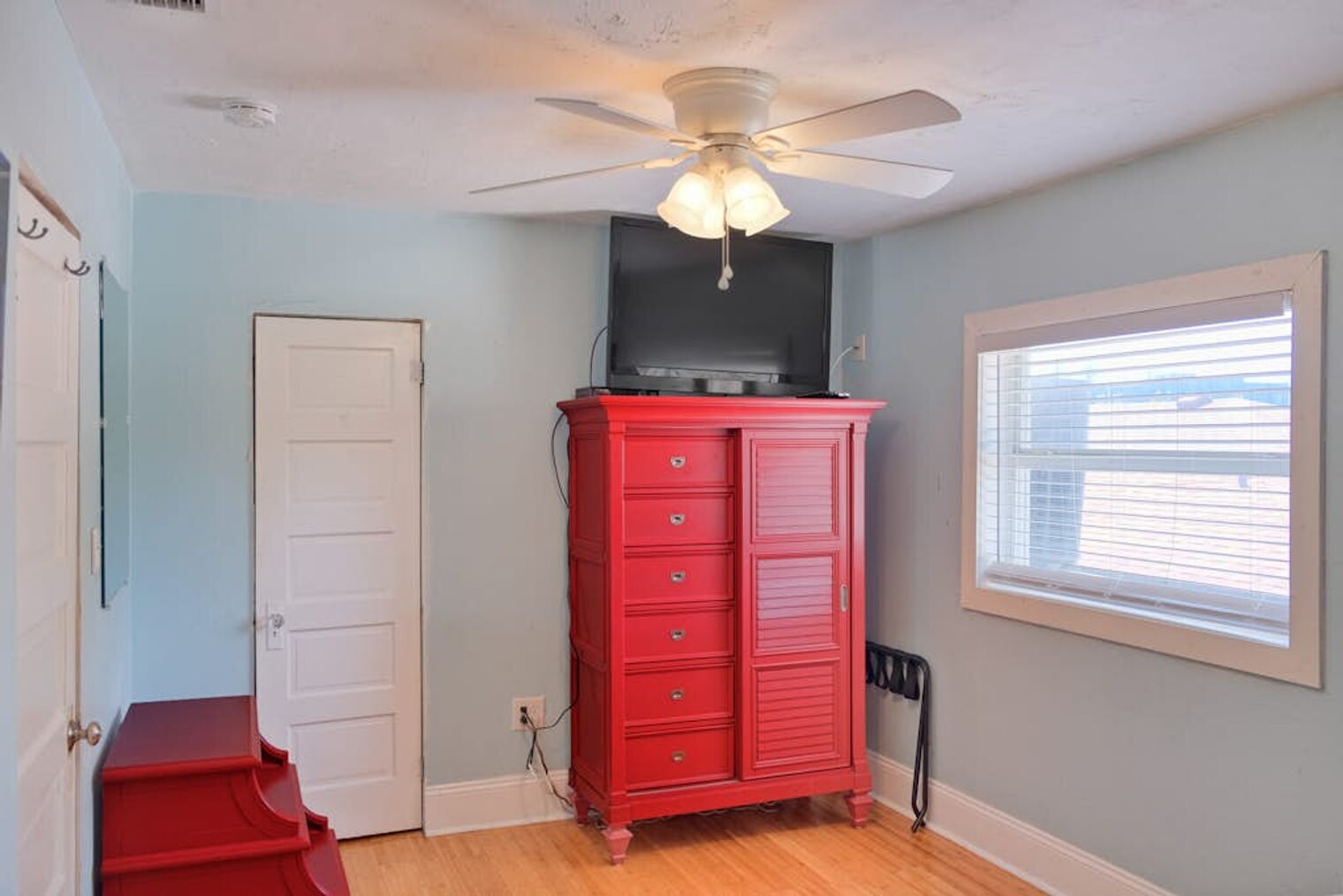 Building Photo - 3018 Gulf Dr
