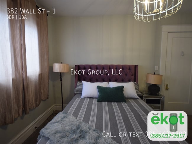 Building Photo - 382 Wall St