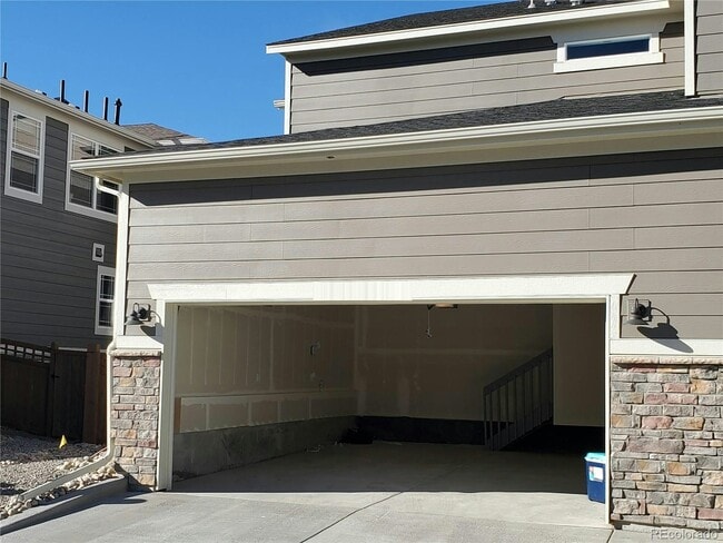 Building Photo - 473 Brailsford St