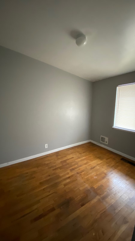 Building Photo - 1489 S Columbian Way