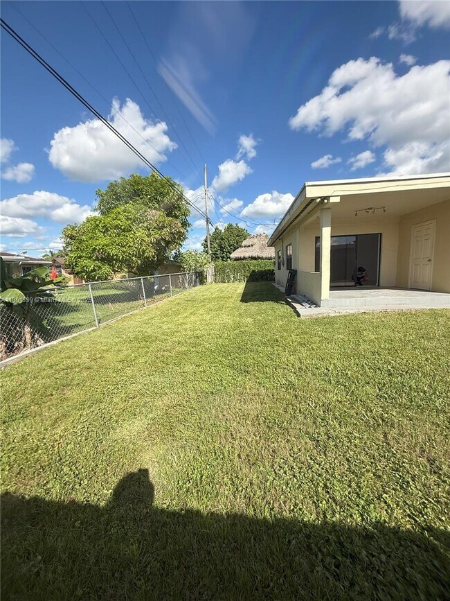 Building Photo - 11821 SW 185th Terrace