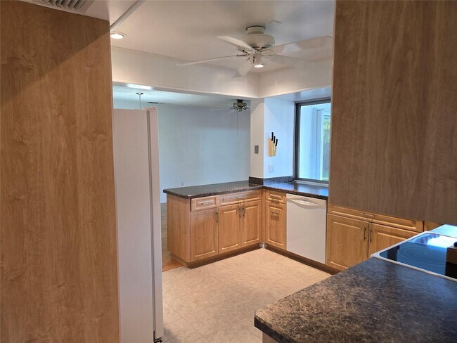 Building Photo - 9361 SW 56th St