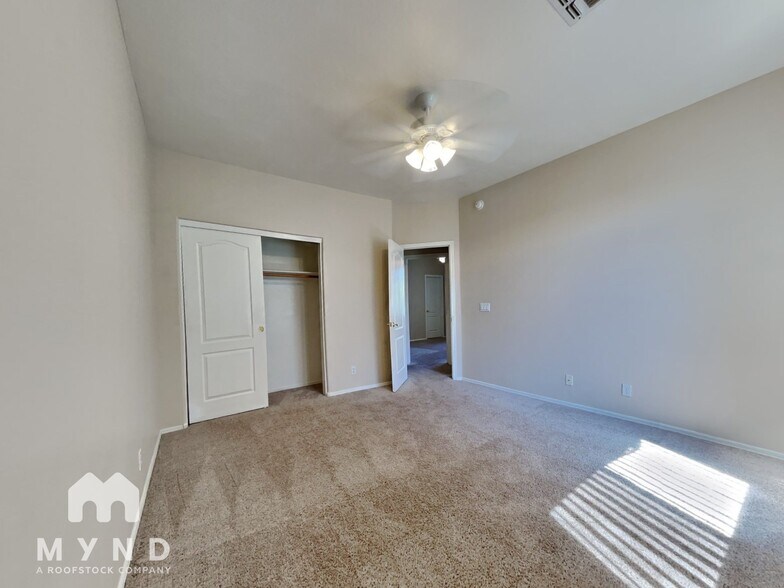 Building Photo - 4109 E Aspen Way