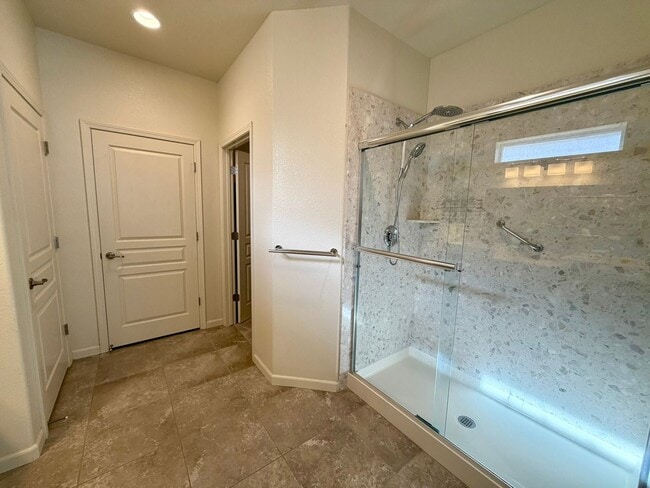 Building Photo - 1360 Wakefield Trail