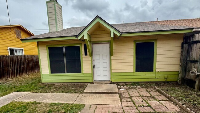 Building Photo - 8416 Dixon Ridge Dr