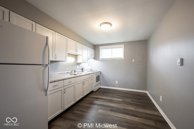 Building Photo - 7046 E US Hwy 36