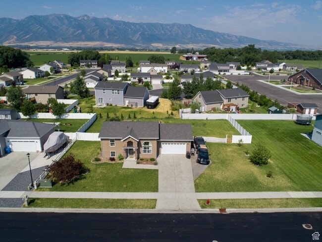 Building Photo - 3261 S 1500 W