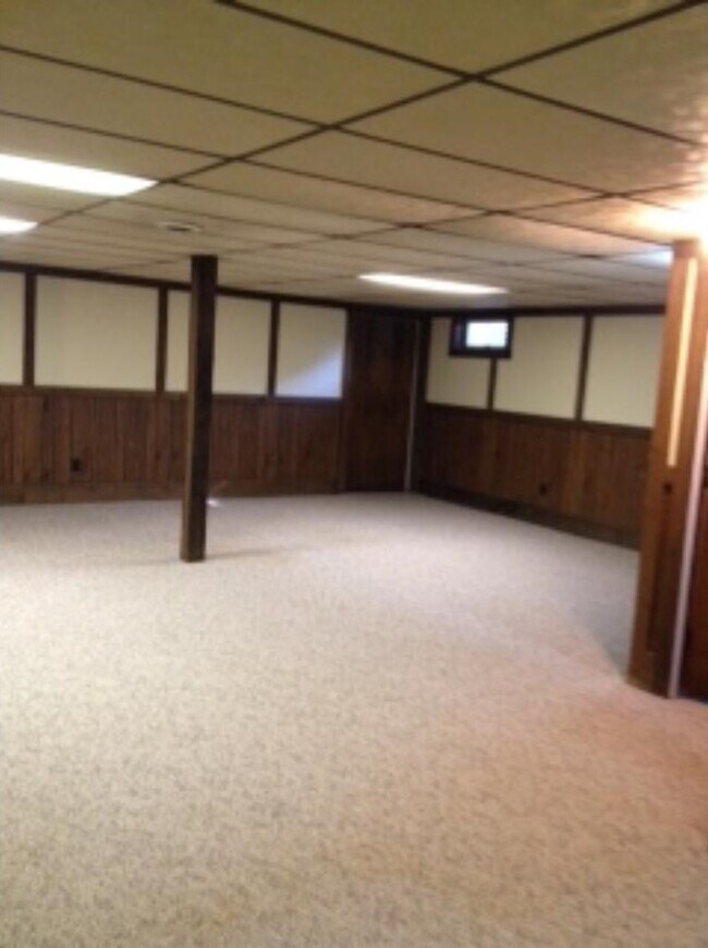 Building Photo - 291 Ruth Rd