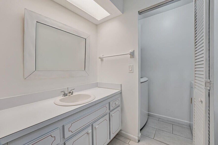 Building Photo - 12057 Basin St N