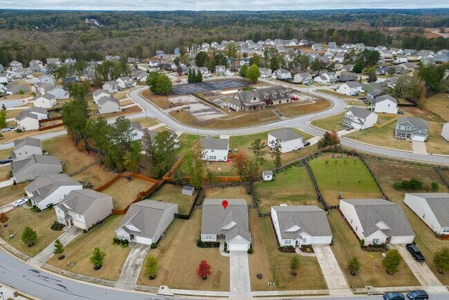 Building Photo - 145 Alexander Ln