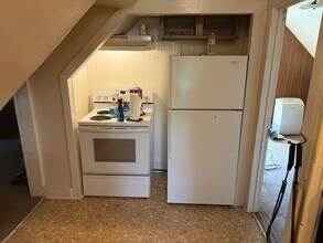 Building Photo - 636 Enders Ave