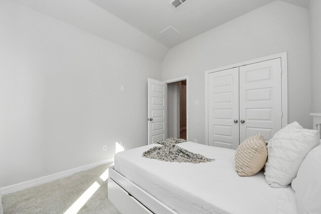 Building Photo - 9302 Blackwell Orchard Ln