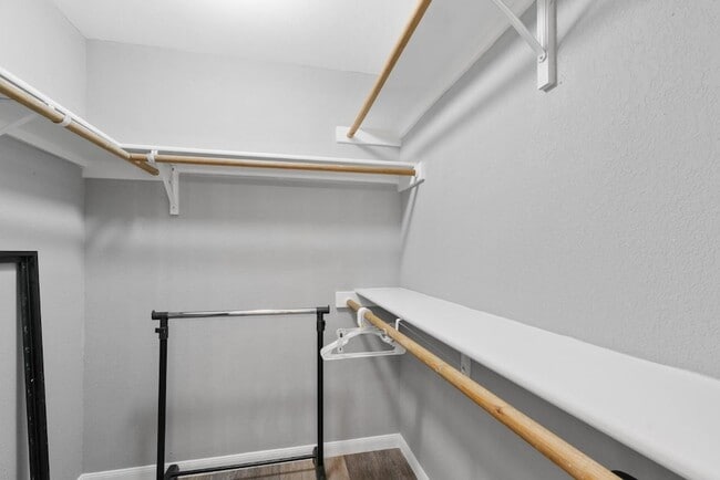 Building Photo - 3404 American Dr