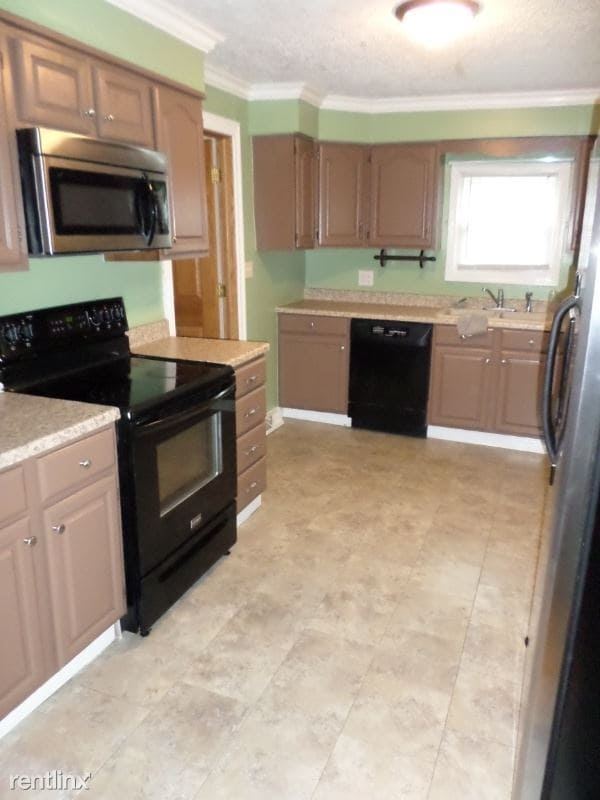 Building Photo - 2 br, 1 bath House - 1734 north blvd.