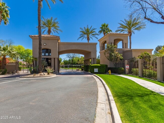 Building Photo - 7380 E Turquoise Ave