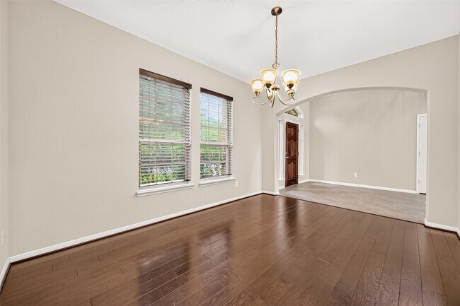Building Photo - 51 S Greenprint Cir