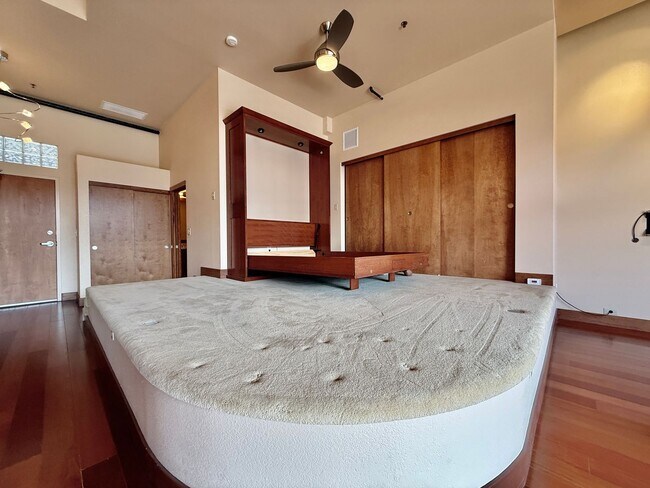 Building Photo - Luxury Studio in the Heart of Downtown Colorado Springs – All utilities included-Premium Living w...