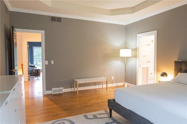 Building Photo - 52 Meadow Cove Rd