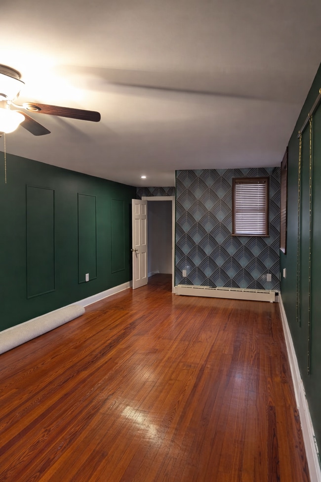 Building Photo - 2005 S 13th St